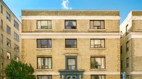 Toronto apartment for rent - the facade of a brick building with windows