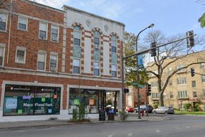 Evanston apartment for rent - 810-32 Dempster/Elmwood Exterior