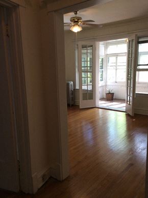 Oak Park apartment for rent - 127-33 S Harvey Ave Living Room-Enclosed Porch