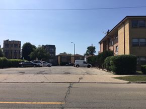 Skokie apartment for rent - 8920 Niles Center Rd. Exterior