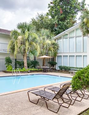 Lafayette apartment for rent - Whispering Oaks Pool