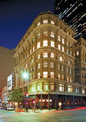 Dallas apartment for rent - The front of the The Wilson building