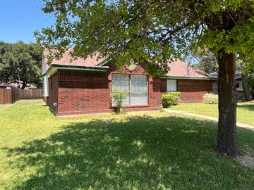 Rowlett house for rent - 2405 Brookside