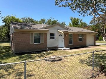 Balch Springs house for rent - 13020 Spring Oak