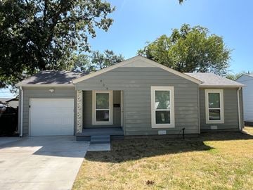 Grand Prairie house for rent - 829 SW 5th St