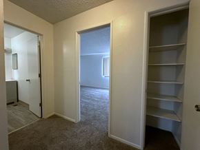 Albuquerque townhouse for rent - Townhome Upstairs Linen Closet