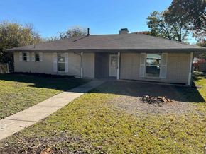 Desoto house for rent - 146 Bailey