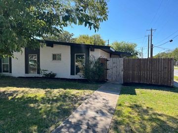 Richardson house for rent - 600 Royal Crest