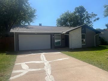 Richardson house for rent - 300 Ocean