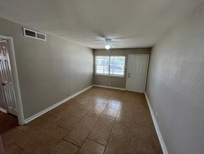 Garland house for rent - 317 E Ridgewood