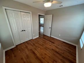 Garland house for rent - 3218 Maple