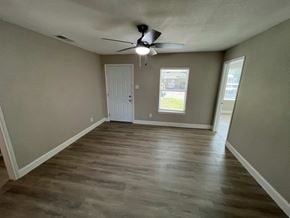 Grand Prairie house for rent - 622 Austin