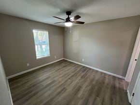 Dallas house for rent - 9615 Oak Gate