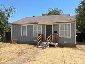 Dallas house for rent - 6814 Lockheed