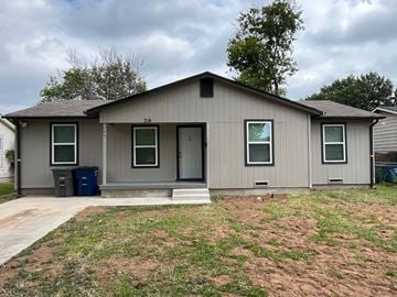 Dallas house for rent - 719 Fairwood
