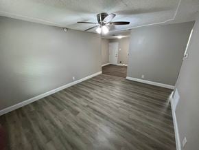 Dallas house for rent - 719 Fairwood
