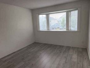 Vancouver apartment for rent - S2508: Ground Floor-1646 Frances Street, Vancouver