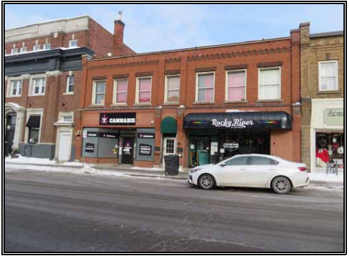 Smiths Falls apartment for rent - a white car parked in front of a building
