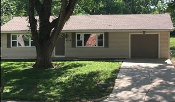 Kansas City house for rent - 3715 North Walrond Avenue