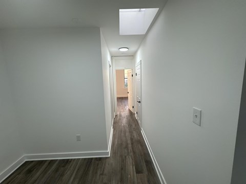 Floor plan for 2 beds, 1 bath, 960 sqft
