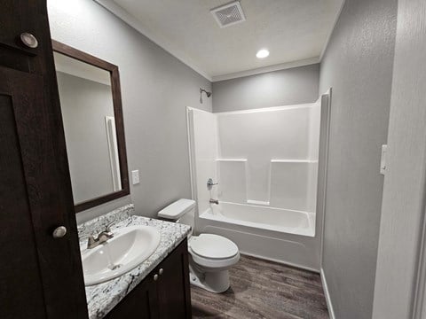 Floor plan for 3 beds, 2 baths, 980 sqft