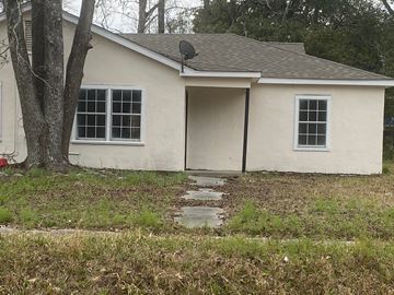 Mobile house for rent - 2061 steiner st