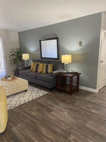 Scottsdale apartment for rent - a living room with a couch and a table