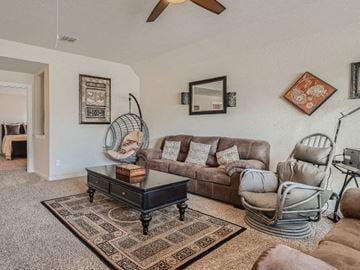 San Antonio house for rent - a living room with a couch and a table