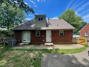 Louisville house for rent - 4627 Cane Run Rd.