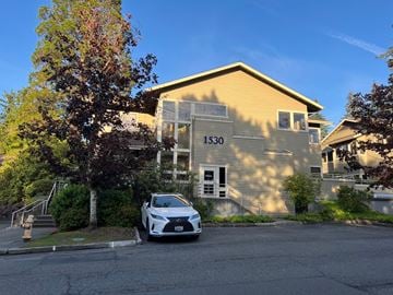 Bellevue apartment for rent - a car parked in front of a house
