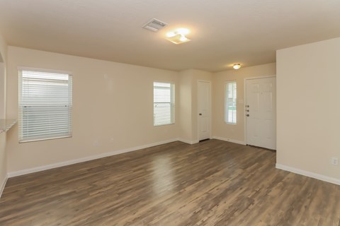Floor plan for 4 beds, 2.5 baths, 2039 sqft