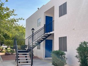Las Vegas apartment for rent - Source URL: https://medialibrarycf.entrata.com/13886/MLv3/3/27/2022/01/27/090639/61f36bceadcdc4.18438426570.jpg