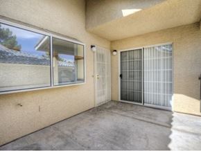 Las Vegas apartment for rent - Source URL: https://medialibrarycf.entrata.com/13886/MLv3/3/27/2022/4/12/10494/5999229becb43943.jpg