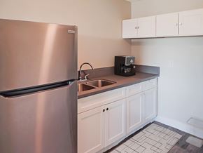 Las Vegas apartment for rent - Source URL: https://medialibrarycf.entrata.com/13886/MLv3/3/27/2022/12/25/105324/63a936d35c7437.40805144717.jpg