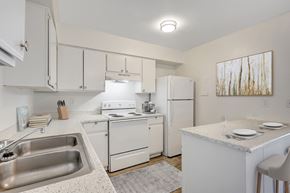Las Vegas apartment for rent - Source URL: https://medialibrarycf.entrata.com/13886/MLv3/3/27/2023/11/20/021530/655bcc71bab213.07983016333.jpg