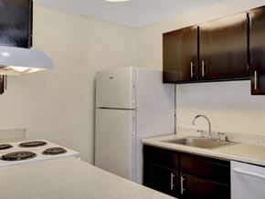 Las Vegas apartment for rent - Source URL: https://medialibrarycf.entrata.com/13886/MLv3/3/27/2022/4/12/11168/5d5b8397114861.71917970617.jpg