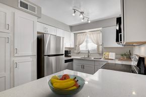 Las Vegas apartment for rent - Source URL: https://medialibrarycf.entrata.com/13886/MLv3/3/27/2022/07/25/014329/62def25ecf53e1.98065353430.jpg