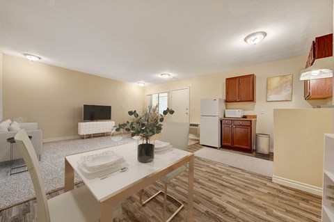Floor plan for studio, 1 bath, 400 sqft