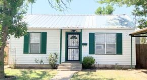 Levelland house for rent - 208 Walnut, Levelland, TX 79336