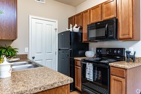 Columbus apartment for rent - Source URL: https://medialibrarycf.entrata.com/17234/MLv3/3/27/2024/09/16/032920/66e8a32fd4c616.80082452542.jpg