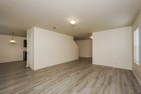 Floor plan for 3 beds, 2.5 baths, 1645 sqft
