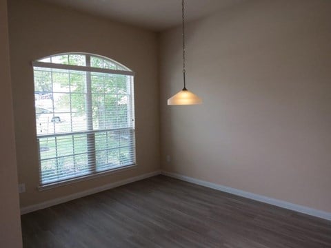 Floor plan for 3 beds, 2 baths, 1960 sqft