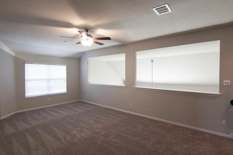 Floor plan for 5 beds, 3.5 baths, 3385 sqft