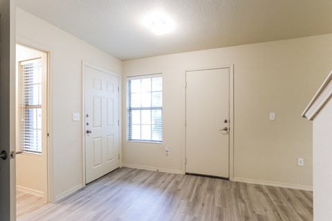 Floor plan for 3 beds, 2.5 baths, 1645 sqft