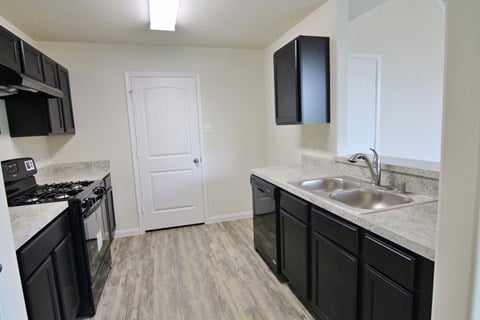Floor plan for 3 beds, 2.5 baths, 1392 sqft