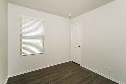 Floor plan for 3 beds, 2.5 baths, 1420 sqft