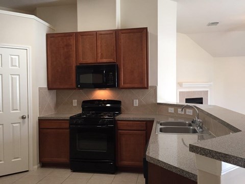 Floor plan for 3 beds, 2 baths, 1932 sqft