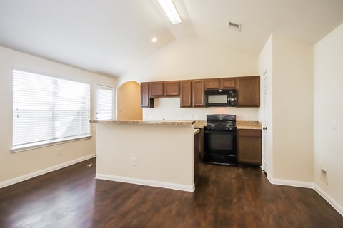 Floor plan for 1 bed, 1.5 baths, 932 sqft