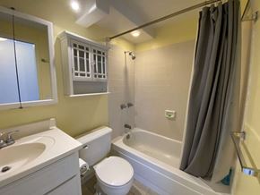 Honolulu apartment for rent - Kewalo Gardens (1 Bedroom 1 Bath 1 Assigned Covered Parking)