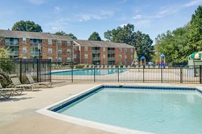 Greenbelt apartment for rent - the swimming pool at our apartments